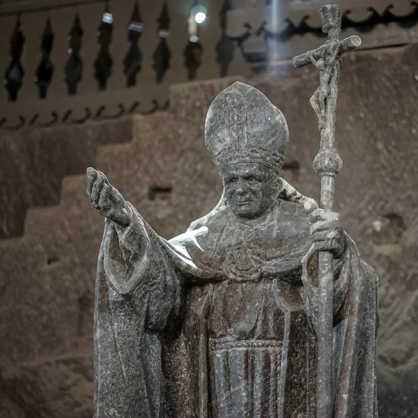 Statua di Papa Giovanni Paolo II nella miniera di sale di Wieliczka — Foto Stock