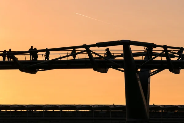 Millenniumbrug in Londen — Stockfoto
