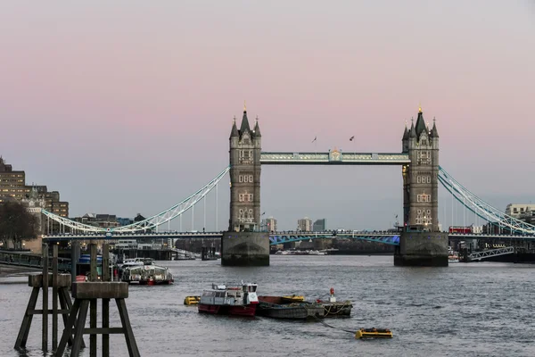 Londra 'daki kule köprüsü — Stok fotoğraf