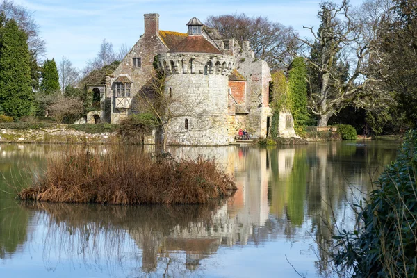 Vista de un edificio en la finca Scotney Castle —  Fotos de Stock