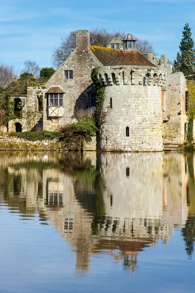 Vista de un edificio en la finca Scotney Castle —  Fotos de Stock