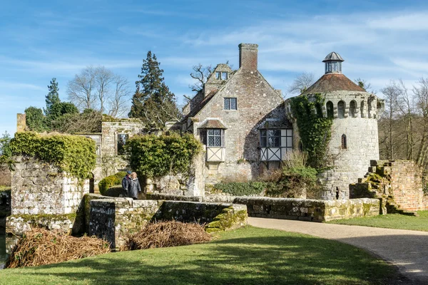 View of  a building on the Scotney Castle Estate — Stock Photo, Image