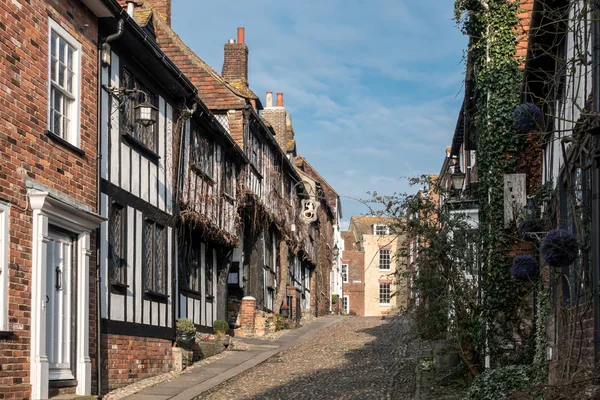 Вид на Mermaid Inn in Rye East Sussex — стоковое фото