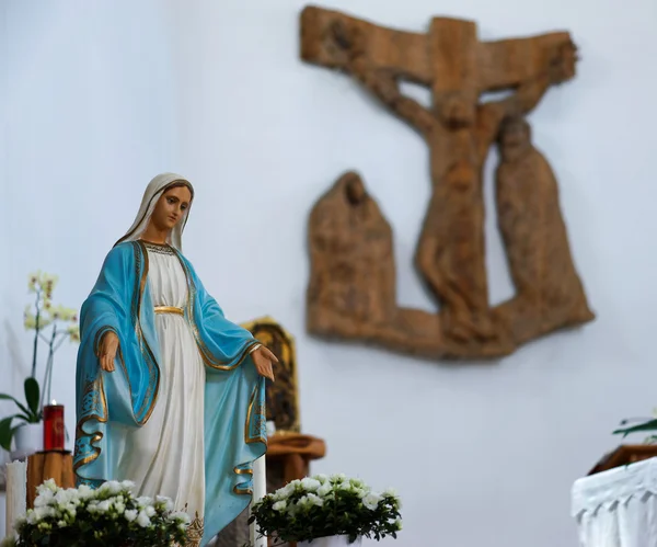 Iglesia Interior de San Juan Bautista en Cannigione — Foto de Stock