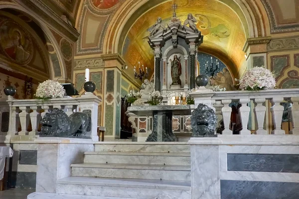 The altar of Saint Anna Church in Arzachena Sardinia on May 20, — Stock Photo, Image