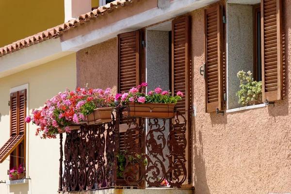 Typische gebouw in Santa Teresa Gallura Sardinia — Stockfoto