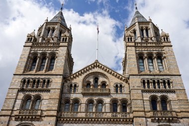 Doğal Tarih Müzesi Londra'nın dış görünümü üzerinde 10 Haziran