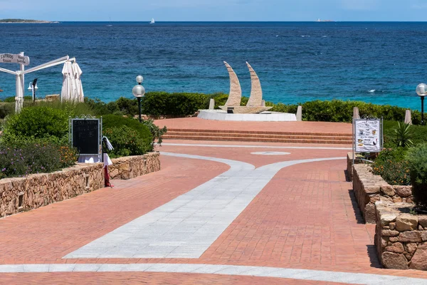 Promenade 22 Mayıs 2015 tarihinde Sardunya Baja Sardinya