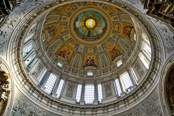 Detail der Decke im Berliner Dom am 1. September — Stockfoto