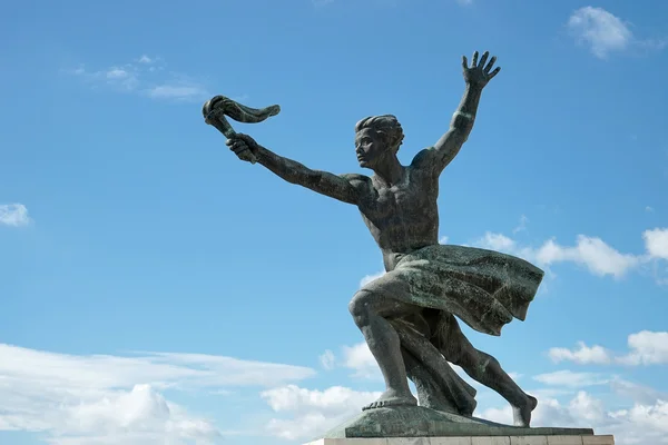 Parte de la Estatua de la Libertad en Budapest el 2 de septiembre — Foto de Stock