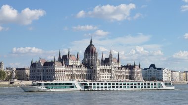 Nehir Tuna Nehri Budapeşte'de 21 Eylül cruise,