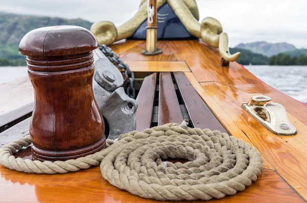 Coiled rope on the Steam Yacht Gondola on Coniston Water Lake Di — Stock Photo, Image