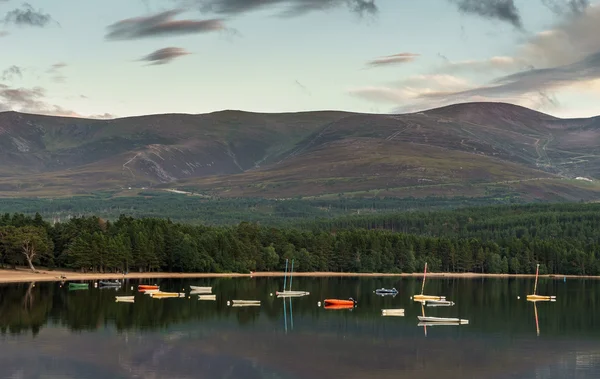 Loch Morlich bei Sonnenuntergang — Stockfoto