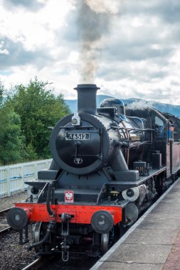 Aviemore, Badenoch ve Strathspey/İskoçya - 24 Ağustos: Ivatt 4