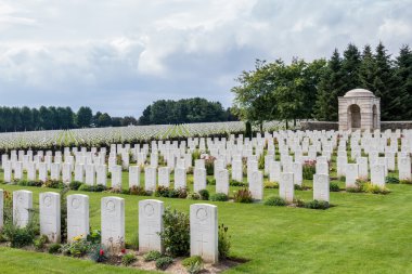 NEUVILLE SAINT-VAAST, FRANCE/EUROPE - SEPTEMBER 12 : French and