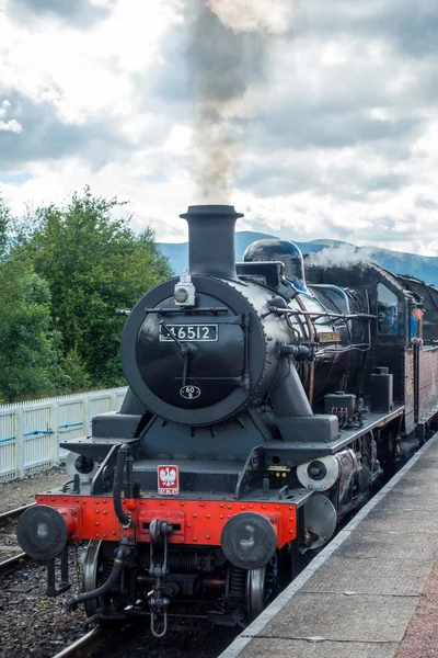 AVIEMORE, BADENOCH and STRATHSPEY / SCOTLAND - AUGUST 24: Ivatt 4 — стоковое фото