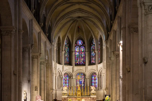 BESANCONS, FRANCE/EUROPE - SEPTEMBER 13: Cathedral of St Jean in — Zdjęcie stockowe