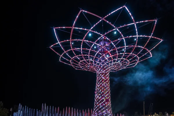 Milan, Itálie / Evropa – 20. září: strom života na Expo v Mil — Stock fotografie