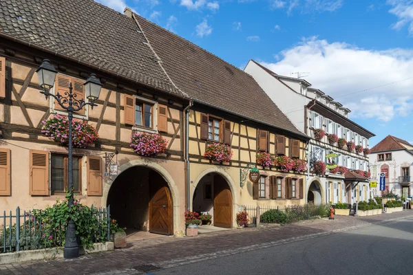 Eguisheim, Francja / Europa - 23 września: architektura Eguish — Zdjęcie stockowe