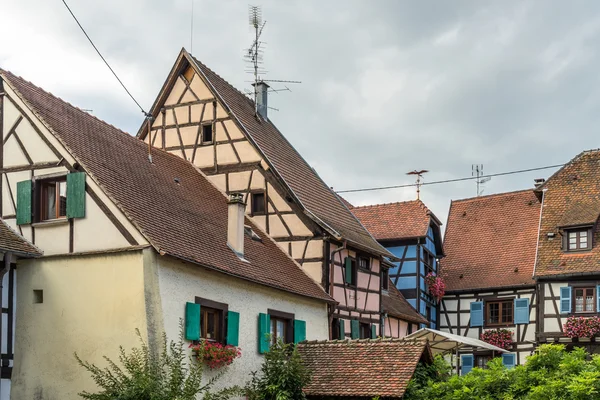 Eguisheim, Frankrike / Europa - 23 September: arkitektur av Eguish — Stockfoto