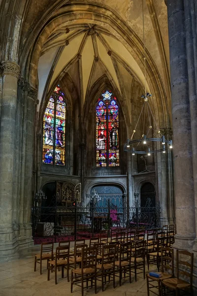 METZ, FRANCE/ EUROPE - SEPTEMBER 24: Interior view of Cathedral — Stockfoto