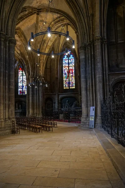 METZ, FRANCE/ EUROPE - SEPTEMBER 24: Interior view of Cathedral — Stock fotografie