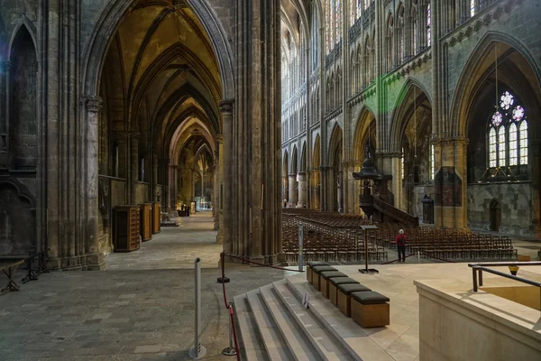 METZ, FRANCE/ EUROPE - SEPTEMBER 24: Interior view of Cathedral — 스톡 사진