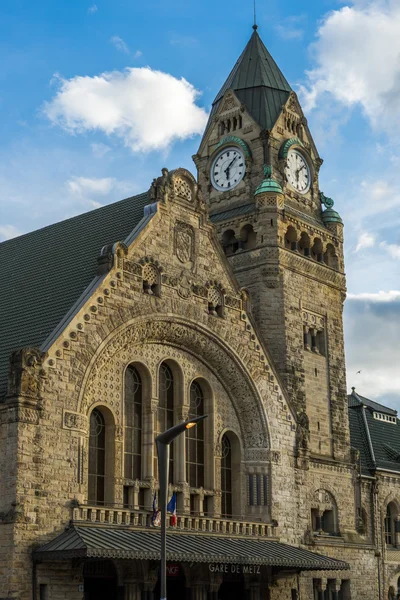 METZ, FRANCIA / EUROPA - 24 SETTEMBRE: Veduta della stazione di Metz — Foto Stock