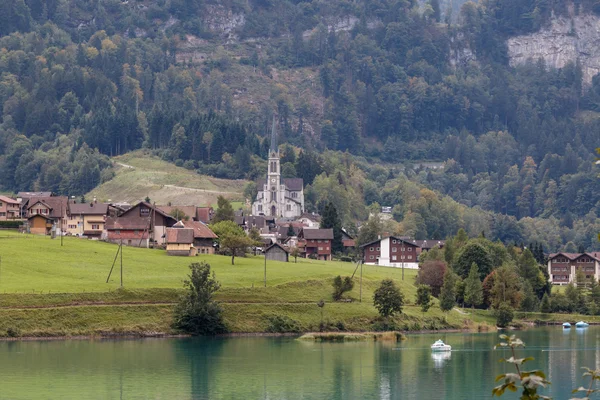 Lungern, Schweiz / Europa - 22. September: Blick auf die Kirche — Stockfoto