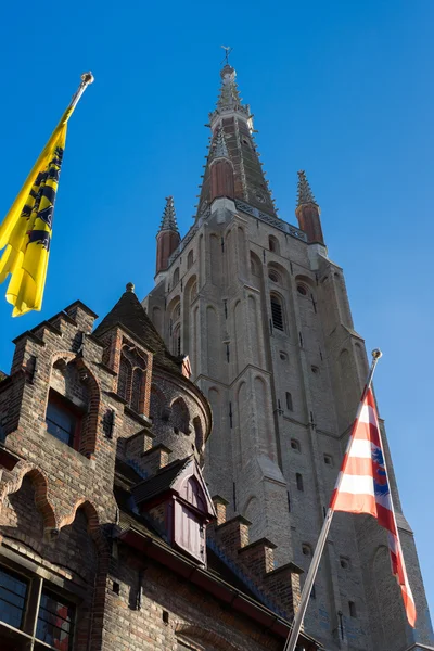 Brygge, Belgien / Europa - 25 September: Vårfrukyrkan i Br — Stockfoto