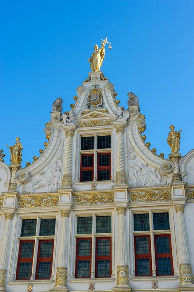 BRUGES, BÉLGICA / EUROPA - 25 DE SEPTIEMBRE: Palacio Provincial de Mar — Foto de Stock