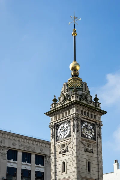 BRIGHTON, ESTE DE SUSSEX / Reino Unido - 1 DE NOVIEMBRE: Torre del reloj en Brighton — Foto de Stock