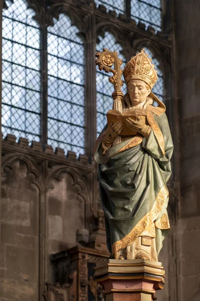 Canterbury, kent / uk - 12. November: Statue eines Bischofs im Galopp — Stockfoto