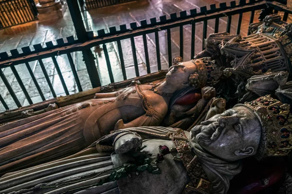 CANTERBURY, KENT/UK - NOVEMBER 12 : Tomb of King Henry IV in Can — Stock Photo, Image