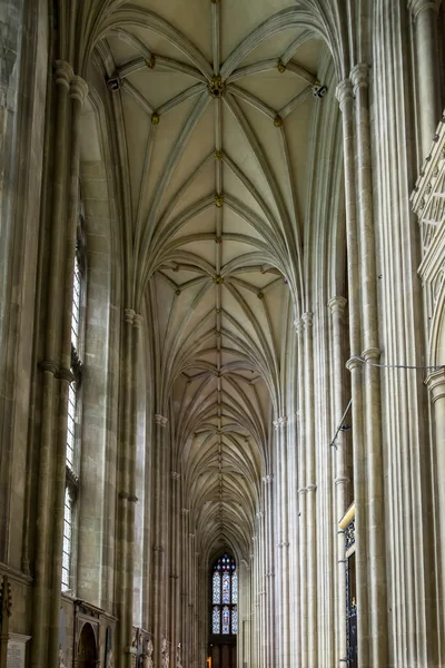 CANTERBURY, KENT / UK - 12 NOVEMBRE : Vue intérieure de Canterbury — Photo