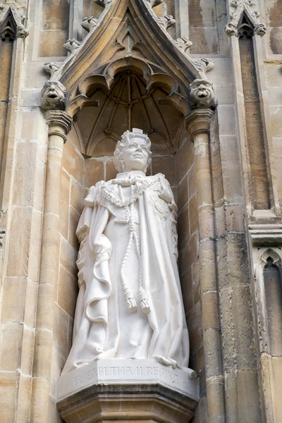 Canterbury, Kent/Uk - listopad 12: Nová socha královna Elizabet — Stock fotografie