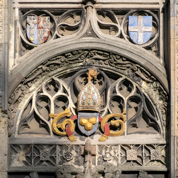 CANTERBURY, KENT / UK - NOVEMBRO 12: Obra acima da entrada t — Fotografia de Stock