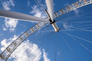 Londra - Aralık 9: 9 Aralık 2015 tarihinde Londra'da London Eye görünümünü