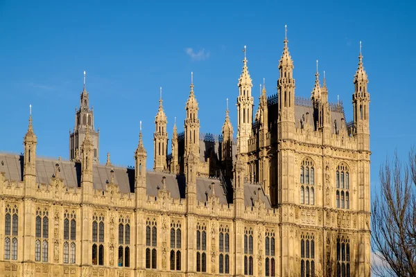 LONDRA - DEC 9: Veduta delle Camere del Parlamento a Londra su D — Foto Stock