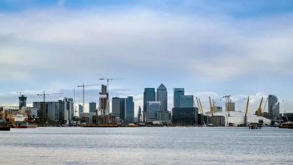 Londra - Ocak 10: Görünüm Docklands Lo çağdaş binaların — Stok fotoğraf