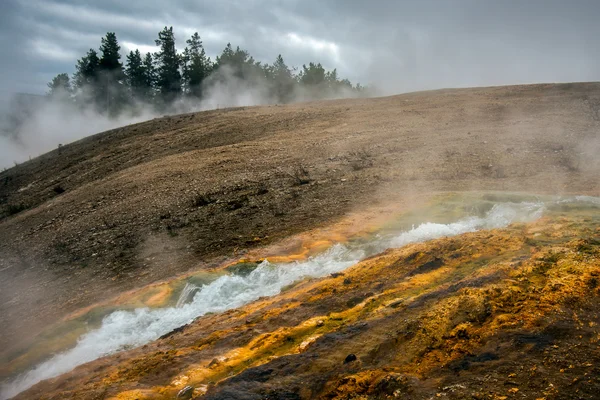 Salida del cráter Excelsior Geyser —  Fotos de Stock