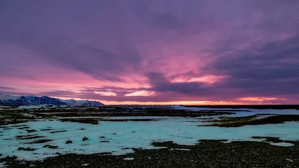 Dawn Breaking cerca de Jokulsarlon —  Fotos de Stock