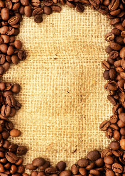 Koffie bonen op zak — Stockfoto