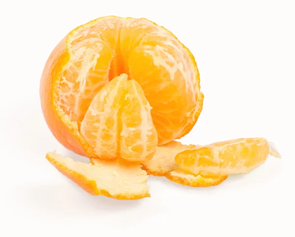 Frische Mandarine isoliert — Stockfoto