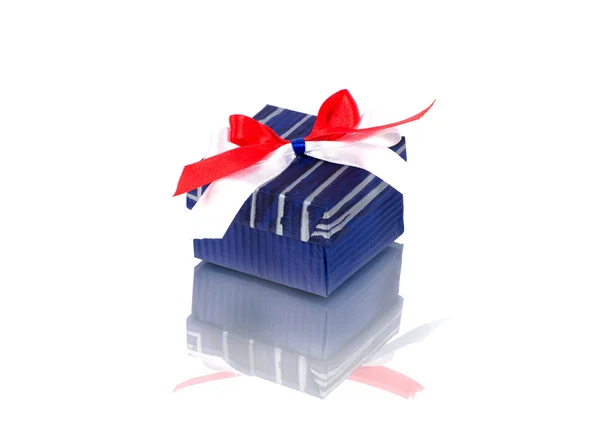 Gift box with ribbon — Stock Photo, Image