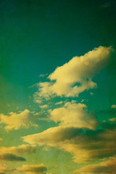 Cielo de fondo con nubes — Foto de Stock