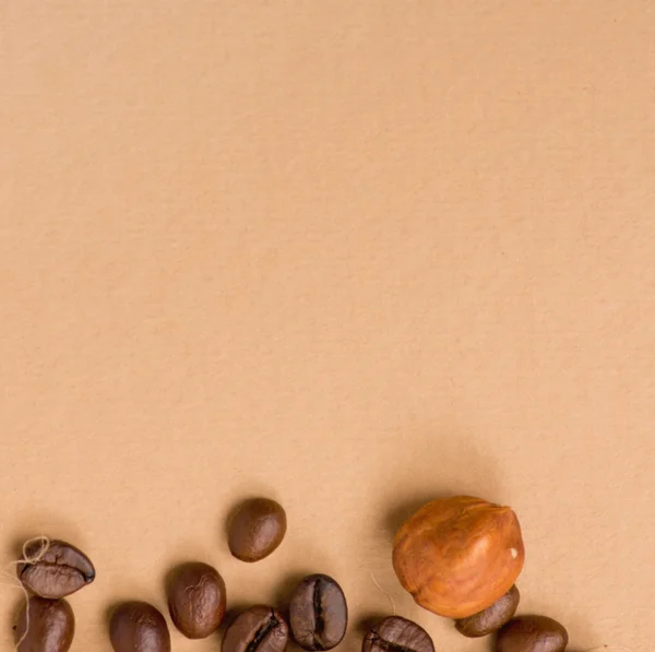 Starý papír pro recepty, lískových ořechů a káva — Stock fotografie