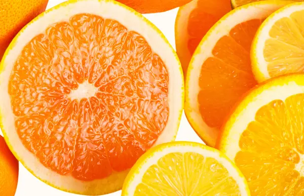 Skivade färska citrusfrukter — Stockfoto
