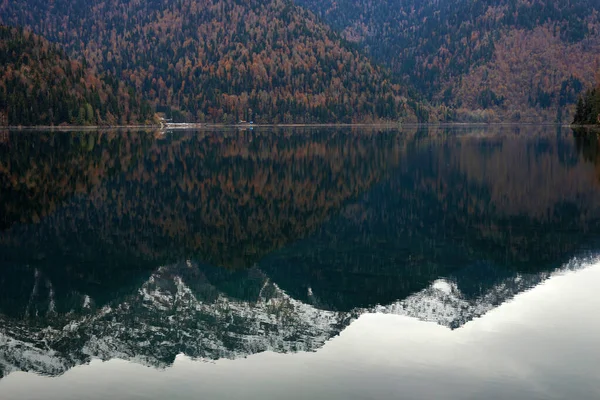 Lago Ritsa Dezembro Abcásia Dezembro 2020 — Fotografia de Stock