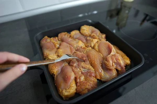 Spiced Chicken Thighs Grill Pan — Stock Photo, Image